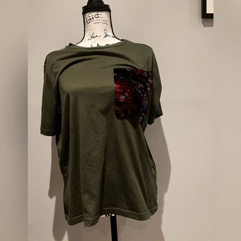 Zara t shirt forest green sequin accent size medium